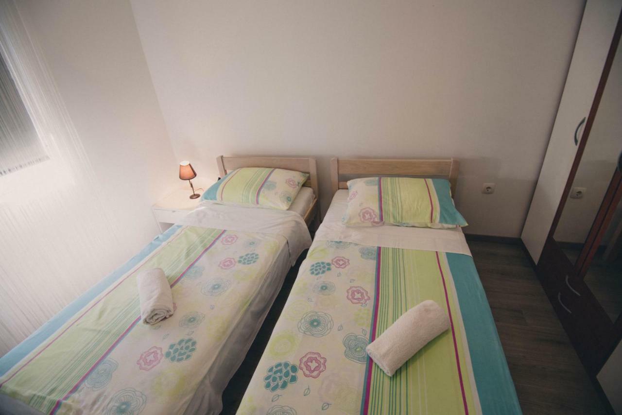 Apartments Vodice Exteriör bild